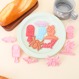 Cortadores de Galletas de Plástico Ecológicos de la <span class=keywords><strong>Serie</strong></span> Halloween Weird, Vampiro 3D, Dibujos Animados, Murciélago, Animación DIY, Galletas Impresas - Product Image 2
