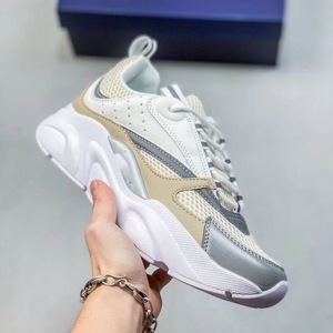 Nouvelles chaussures de course de luxe légères et de haute qualité, respirantes et amortissantes, sneakers rehaussantes pour hommes - Product Image 5