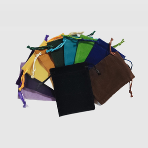 ถุงผ้าลินินเนื้อนุ่มพิมพ์โลโก้ตามสั่ง ขนาดเล็ก มีเชือกผูก สำหรับใส่เครื่องประดับ ของขวัญ และบรรจุภัณฑ์สิ่งทอ - Product Image 6