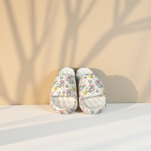 รองเท้าแตะชายหญิงแฟชั่นชายหาดฤดูร้อน/ฤดูหนาว พิมพ์ลายตามสั่งคุณภาพสูง น้ำหนักเบา ผลิตจากวัสดุ EVA - Product Image 6