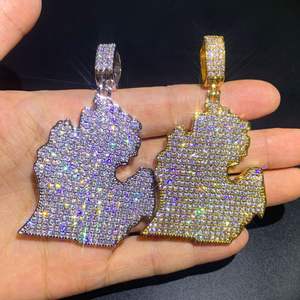 Ciondolo Mappa Nord America in Rame Intarsiato con Zirconi Completamente Incastonato Versatile Collana con Ciondolo Hip-hop - Product Image 5