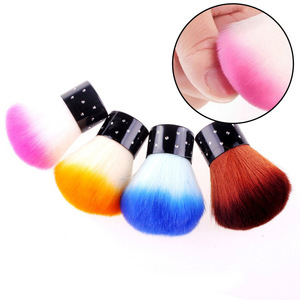 Brosse à poussière pour ongles en nylon mini 5 couleurs, manche court en métal, brosse de nettoyage douce pour gel acrylique, manucure, salon, brosse à poussière pour ongles - Product Image 3