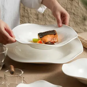Prato de cerâmica para jantar em forma quadrada irregular branca para restaurante, prato de porcelana branco com logotipo nórdico personalizado