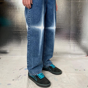 Grande <span class=keywords><strong>Croix</strong></span> Personnalisée Impression Laser Sérigraphie Pantalon en Denim Couleurs de <span class=keywords><strong>Spray</strong></span> Street Wear Jeans Slim Fit pour Hommes - Product Image 5