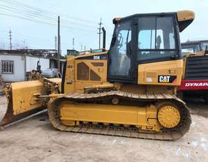 รถดันดิน CAT D5K มือสอง เครื่องยนต์คัมมินส์ กำลังดัน 8.6 เมตร กำลัง 100 แรงม้า ของแท้จากโรงงาน สำหรับงานก่อสร้าง ขาย - Product Image 1