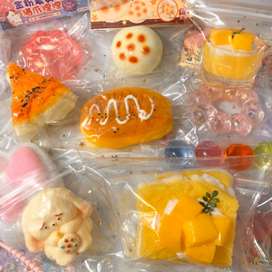 ของเล่นพลาสติกจำลองแบบขายส่ง สำหรับผู้ชายและผู้หญิง ใช้เพื่อคลายเครียด ปรับแต่งได้ พร้อมของเล่นติดกาวนุ่ม ผลิตในเวียดนาม - Product Image 2