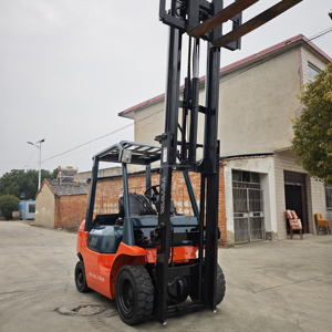 Japan Brand <b>Used</b> Counterbalance Forklift Sale High Quality TOYOTA30 3TON 3m Equipped Side Shift Factory Price Diesel Engine 2023 - Product Image 5