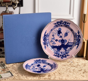Juego de Platos de Porcelana con Diseño Floral Moderno y Lujoso Europeo, 2 Piezas, Ecológico, Personalizable, Decoración para el Hogar y Negocios - Product Image 1