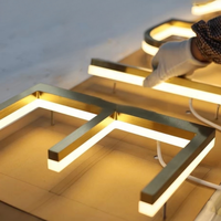 Panneau publicitaire LED extérieur personnalisable en métal avec lettres en acrylique, enseigne de magasin de tabac éclairée par LED pour usage professionnel