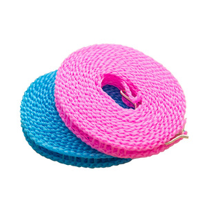 Résistance Nylon antidérapant étendoir <span class=keywords><strong>corde</strong></span> <span class=keywords><strong>à</strong></span> <span class=keywords><strong>linge</strong></span> extérieur coupe-vent réglable avec crochet <span class=keywords><strong>corde</strong></span> <span class=keywords><strong>à</strong></span> <span class=keywords><strong>linge</strong></span> - Product Image 1
