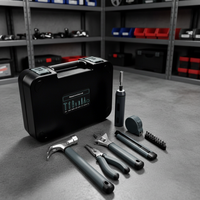 Ensemble d'outils portables multifonctions avec ruban à mesurer, couteau utilitaire, clé à molette réglable pour projets de bricolage