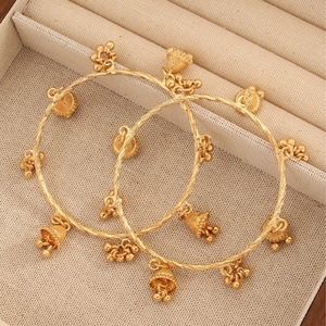 Fine Jewelry <b>Sets</b> Kashmiri Women's Fashion Retro Ethnic Style Bell 2-Piece Zinc Alloy Creative Personality Charm <b>Bracelet</b> <b>Set</b> - Product Image 4