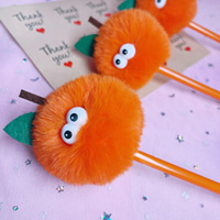 Oranje Pom Pom Balpen Cartoon Stijl Gepersonaliseerde Fruitontwerp Balpen