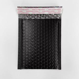 Enveloppe d'emballage antichoc en bulles extrudées noires épaissies, sac d'emballage express pour vêtements imperméables, auto-adhésif - Product Image 3