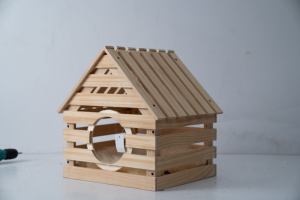 Cuccia Ecologica in Legno Massello Naturale per Cani e Gatti, Comodo Letto per Animali Domestici - Product Image 3