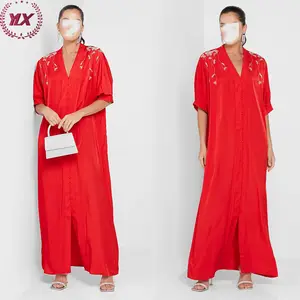 नई डिजाइन बुना वी गर्दन लघु आस्तीन हल्के पॉलिएस्टर पुष्प कशीदाकारी बटन Abaya महिलाओं मुस्लिम पोशाक 2023 दुबई सुरुचिपूर्ण