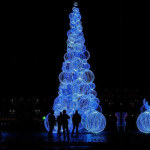 Árbol <span class=keywords><strong>de</strong></span> <span class=keywords><strong>Navidad</strong></span> Artificial <span class=keywords><strong>de</strong></span> Alta Calidad a Precio <span class=keywords><strong>de</strong></span> Fábrica, con Soporte Metálico Gigante, Iluminación LED, Ecológico e Impermeable, 1 Pieza - Product Image 2