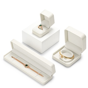 FANXI H160 Caja de Joyería de Piel Sintética/terciopelo Beige con Logotipo Personalizado, Caja para Anillos, Pendientes, Collares, Embalaje para Joyería - Product Image 5