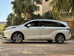 Modèles 2021, <span class=keywords><strong>2022</strong></span>, 2023, MPV de luxe japonais <span class=keywords><strong>Toyota</strong></span> <span class=keywords><strong>Sienna</strong></span>, durable et sans soucis, choix polyvalent pour les familles et les entreprises - Product Image 3