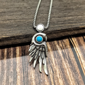 Collar con colgante de borla con un diseño exquisito y dinámico - Product Image 1