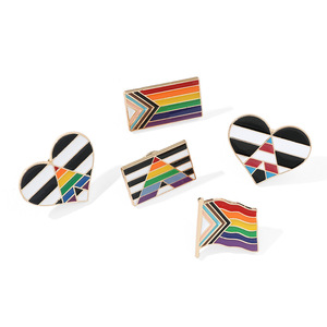 Nhà sản xuất LGBT niềm tự hào cầu vồng cờ mềm men Trâm Mũ quần áo Tie khăn nút <span class=keywords><strong>pin</strong></span> huy hiệu cầu vồng ve áo <span class=keywords><strong>Pin</strong></span> - Product Image 1