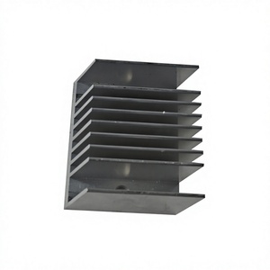 Dissipateur thermique modulaire en profilé aluminium biseauté 65x49 pour plaque de refroidissement de semi-conducteurs électroniques et déshumidificateur M488 - Product Image 4