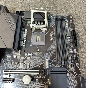 เมนบอร์ดเกมมิ่ง GA Z590 UD ขายดี พร้อมหน่วยความจำ 128 GB LGA1200 รองรับซีพียูซีรีส์ Core รุ่นที่ 11 และ 10 - Product Image 3