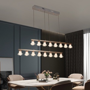Lampe murale de <span class=keywords><strong>chevet</strong></span> en forme de bourgeon de fleur en cristal. Style d'ambiance romantique. Éclairage domestique français. - Product Image 3