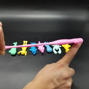 Commercio all'ingrosso di promozione giocattoli giocattoli elastici giocattolo Flying fionda mare oceano animale per 2 pollici capsula di vendita - Product Image 3