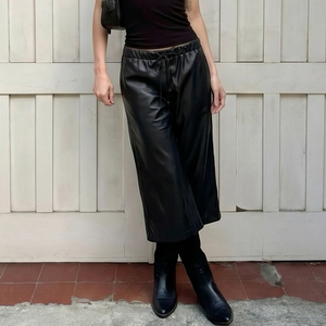 Pantalones Cortos de Mujer Estilo Punk Gótico, Transpirables, de PU, con Cordón, Cintura Baja, Holgados, Rectos, con Bolsillos Cargo, para Verano, Estilo Urbano - Product Image 6