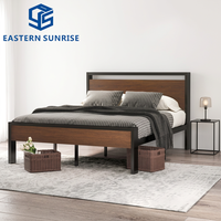 Lit simple en bois et métal de style élégant et luxueux, personnalisé, robuste et stable, à vendre avec matelas confortable