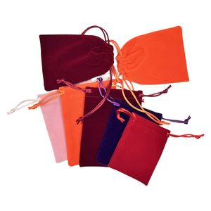 Sac de rangement en peluche personnalisable avec cordon de serrage, idéal pour bijoux, cadeaux, bougies et artisanat, recyclable et estampé, vente en gros - Product Image 2