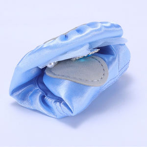 Zapatos de actuación de danza clásica de suela blanda para niñas Zapatos de actuación de <span class=keywords><strong>Ballet</strong></span> de tacón plano para niños - Product Image 6