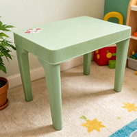 Table d'étude robuste pour enfants, légère, en plastique, coins arrondis, profil bas, pour la maternelle, chambre d'enfant, intérieur, facile à nettoyer