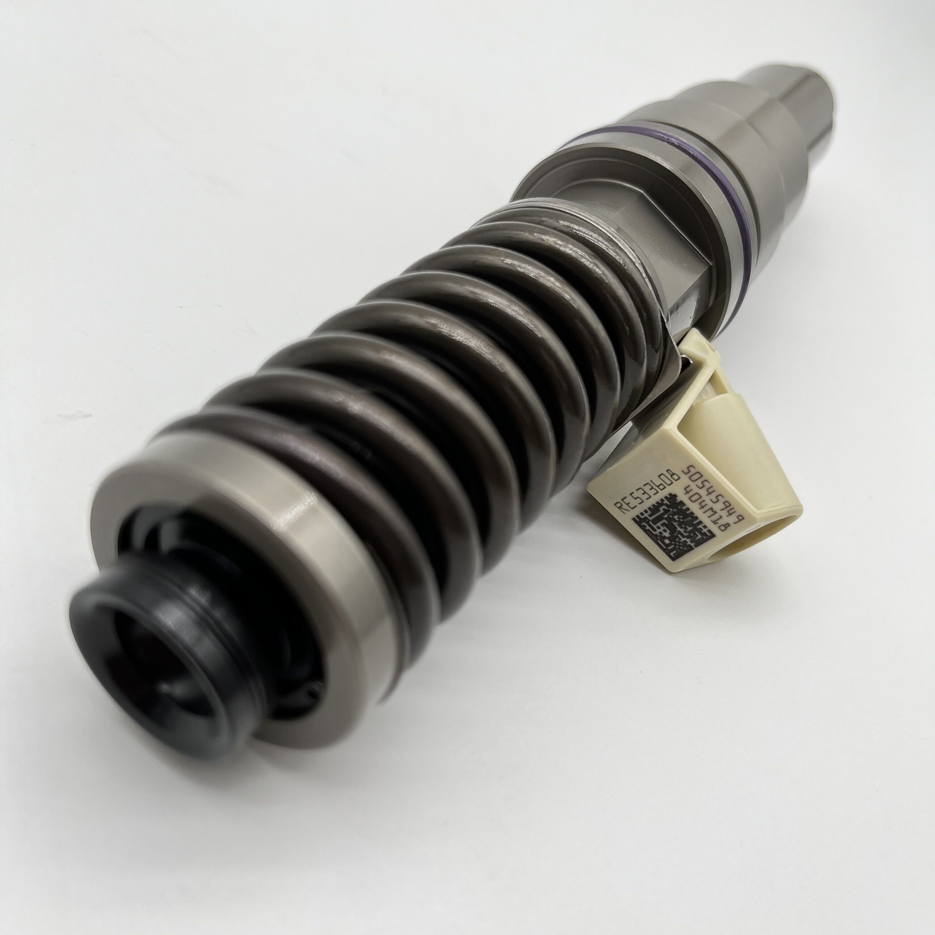 diesel injector nozzle RE533608 BEBE4C12001  for John Deere 9630T 9430T 460E common rail injector RE533608   BEBE4C12001
