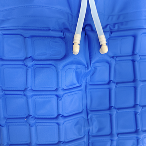 Matelas de circulation d'eau de qualité médicale, personnalisable en usine OEM, grande taille, compatible avec la plupart des systèmes de refroidissement et de <span class=keywords><strong>chauffage</strong></span> à eau - Product Image 1