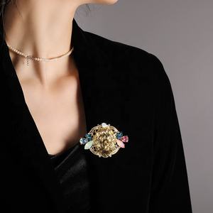 XILIANGFEIZI liquidation vente Vintage alliage strass 18K or cristal tête de Lion broche pour hommes costumes manteau décoration - Product Image 6