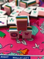 Caja de Cartón Acrílica de Cuatro Capas con Patrón Triangular Rosa Claro de Lujo para Mahjong, Embalaje para Venta al Por Mayor Internacional