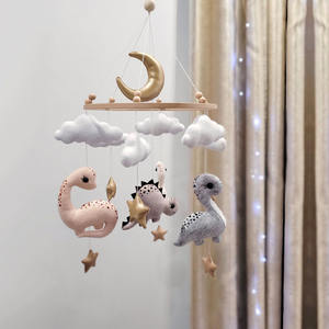 Cadeaux de grossesse décoration de pépinière neutre <span class=keywords><strong>cactus</strong></span> en peluche fait à la main arc-en-ciel feutre berceau mobiles avec nuages coran <span class=keywords><strong>bebe</strong></span> mobiles - Product Image 6