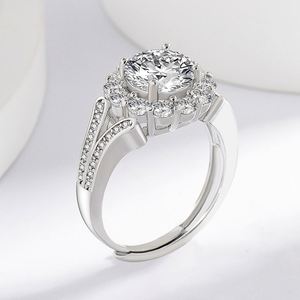 Bijoux fins pour mariage, bague en argent plaqué avec diamant simulé en moissanite de 2 carats, zircon pour le doigt, bagues scintillantes en zircon - Product Image 3