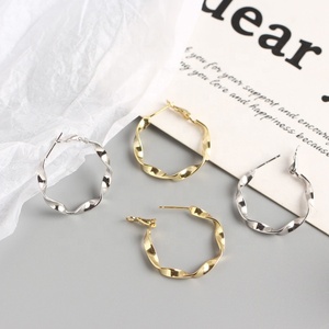 Trung Quốc Phật Sơn nhà máy bán buôn cô gái Bông tai đồ trang sức đơn giản Bông tai - Product Image 5