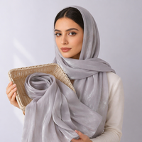 Nouveau Voile en Satin Froissé Effet Soie pour Femmes Musulmanes Malaisiennes, Châle Léger en Mousseline Imprimée Brillante et Scintillante – Vente en Gros