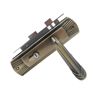 Serrure <span class=keywords><strong>de</strong></span> <span class=keywords><strong>porte</strong></span> intérieure moderne haut <span class=keywords><strong>de</strong></span> gamme <span class=keywords><strong>avec</strong></span> poignées, ensemble <span class=keywords><strong>de</strong></span> serrures et poignées, charnières, cylindre et plaque <span class=keywords><strong>de</strong></span> butée pour <span class=keywords><strong>porte</strong></span> - Product Image 2