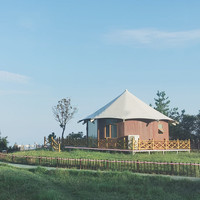 Tenda Hotel Resort Safari Glamping Heksagonal Besar Tahan Air untuk Luar Ruangan, Tenda Kabin PVDF dengan Kamar Mandi untuk Dijual