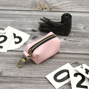 Distributeur de sacs à déjections canines en cuir PU avec fermeture éclair et mousqueton pour l'extérieur, organisateur de sacs à déchets pour animaux de compagnie - Product Image 4