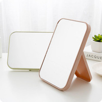 Miroir de table décoratif de style nordique avec bordure de couleur pastel, miroir de vanité de bureau minimaliste moderne pour la décoration de la maison