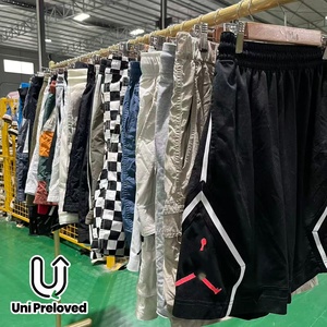 Pantalones Cortos <span class=keywords><strong>de</strong></span> Marca <span class=keywords><strong>de</strong></span> <span class=keywords><strong>Segunda</strong></span> <span class=keywords><strong>Mano</strong></span> F6 al por Mayor, Tallas Mixtas Usadas, Estilos Modernos y Populares, Ropa a Granel Asequible para Reventa en Línea y Local - Product Image 5