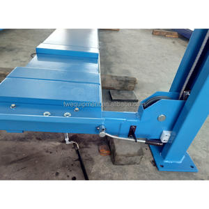 Chine Usine <span class=keywords><strong>Pas</strong></span> <span class=keywords><strong>Cher</strong></span> Certification Ce Hydraulique 4 Post Palan Avec Rolling Jack À Vendre - Product Image 4