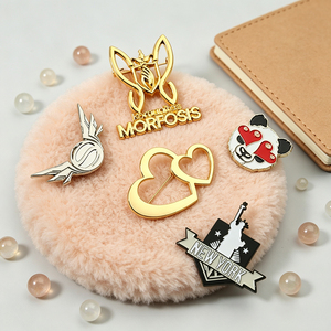 Custom Brand Engraved Metal Logo Plate Wholesale Metal <b>Name</b> <b>Tag</b> Label for Scarf Shoe Clothing Garment Accessories - Product Image 2