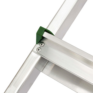 Scala in Alluminio a 6 Gradini per Uso Domestico - Product Image 6